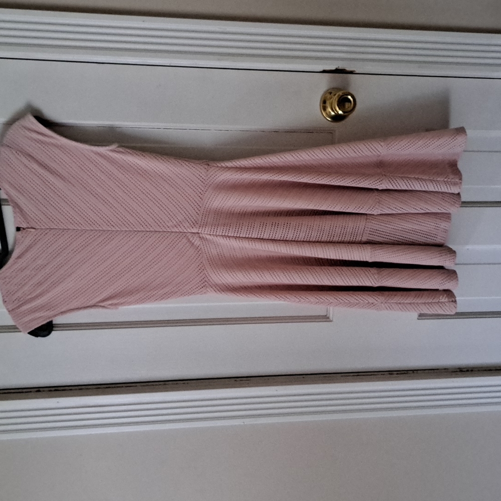 Pink dress - Picture 2 of 5